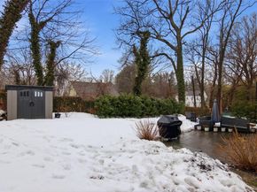 23 Gay Lore Drive, Huntington NY 11743