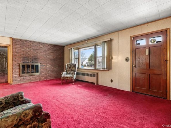 181 Sycamore Avenue, Bethpage NY 11714