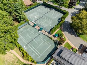 261 Vista Drive, Jericho NY 11753