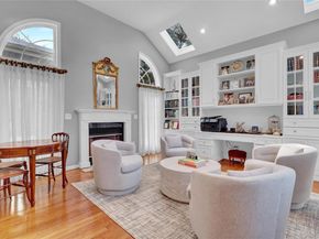 15 Pironi Court, Woodbury NY 11797