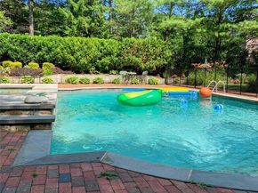 15 Pironi Court, Woodbury NY 11797