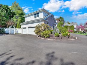 15 Pironi Court, Woodbury NY 11797