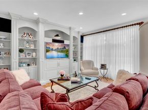 15 Pironi Court, Woodbury NY 11797
