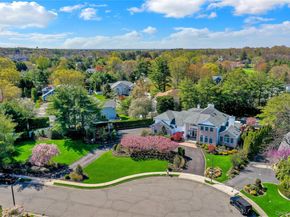 15 Pironi Court, Woodbury NY 11797