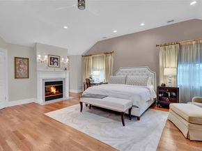 15 Pironi Court, Woodbury NY 11797
