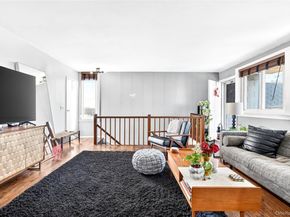 2 Wyndover Woods Lane 16, White Plains NY 10603