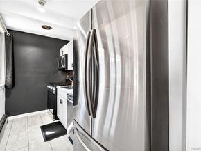 2 Wyndover Woods Lane 16, White Plains NY 10603