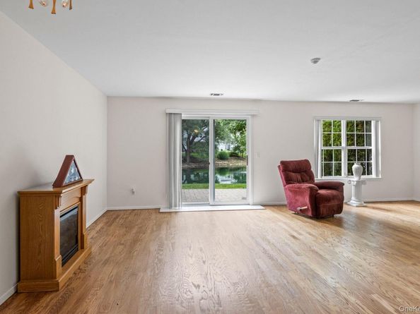 124 Erin Lane, East Setauket NY 11733