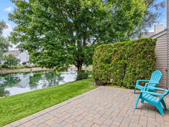 124 Erin Lane, East Setauket NY 11733