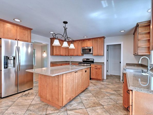 12 Russell Drive, Wading River NY 11972