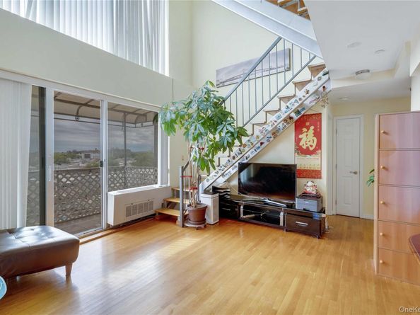 6422 Bay Parkway 6B, Brooklyn NY 11204
