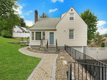 66 Columbia Avenue