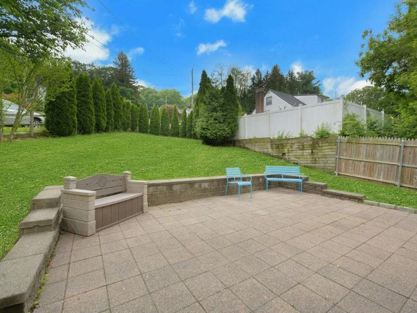 66 Columbia Avenue, Thornwood NY 10594