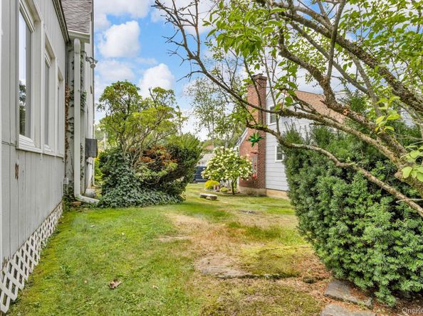 14 Coralyn Avenue, White Plains NY 10605