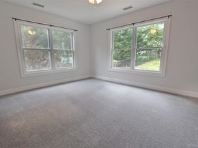 39 Hill Street E, Wading River NY 11792