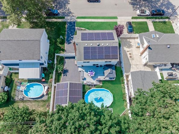 7 Cornell Avenue, Hicksville NY 11801