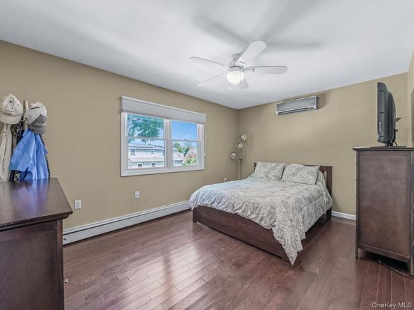 7 Cornell Avenue, Hicksville NY 11801