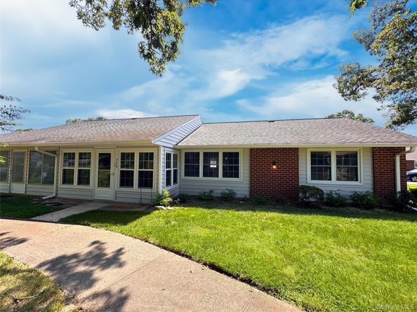 49 Trent Court B, Ridge NY 11961