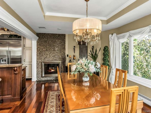 3101 Lonni Lane, Merrick NY 11566