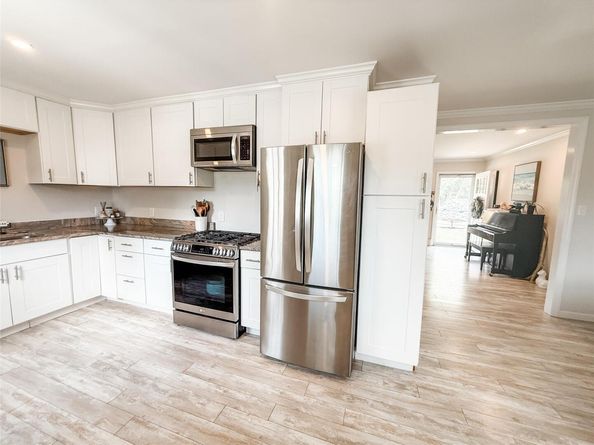 21 Duryea Street, Riverhead NY 11901