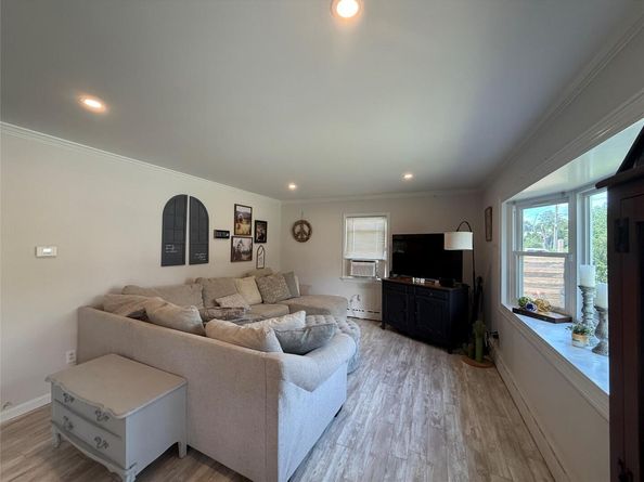 21 Duryea Street, Riverhead NY 11901