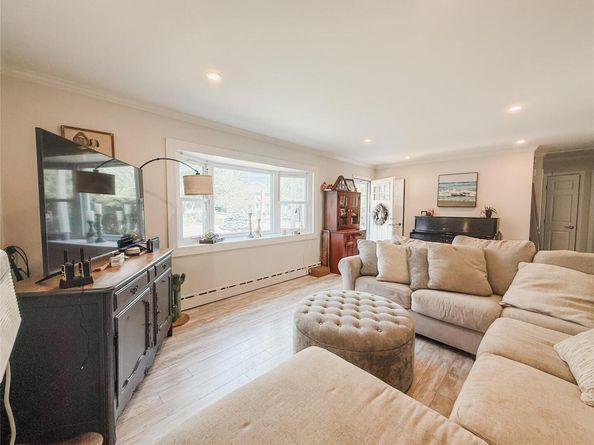 21 Duryea Street, Riverhead NY 11901