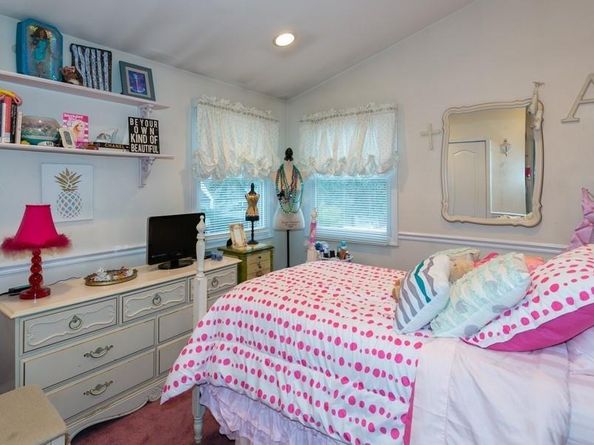 11 Avon Road, Hewlett NY 11557