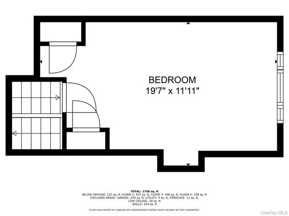 7 Meriden Place, Melville NY 11747