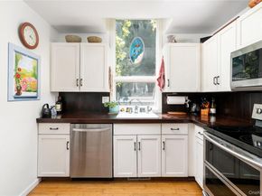 3 Leslie Court, Remsenburg NY 11972