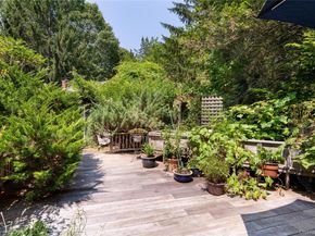 3 Leslie Court, Remsenburg NY 11972