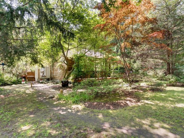 3 Leslie Court, Remsenburg NY 11972