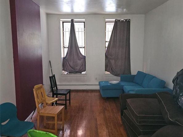 233 E115 st East 115 st E, New York (Manhattan) NY 11029
