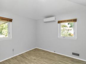 83 The Dell, Albertson NY 11507