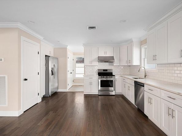 207 Sheffield Avenue, West Babylon NY 11704