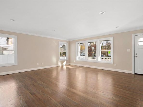 207 Sheffield Avenue, West Babylon NY 11704