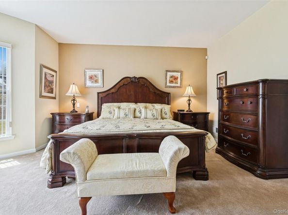 109 Louden Loop, Mount Sinai NY 11766