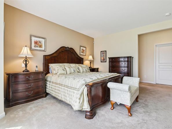 109 Louden Loop, Mount Sinai NY 11766