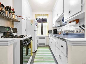 84-51 Beverly Road 5P, Kew Gardens NY 11415