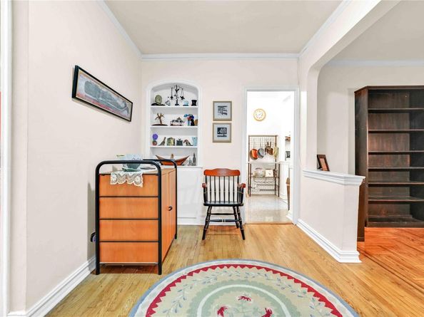 84-51 Beverly Road 5P, Kew Gardens NY 11415