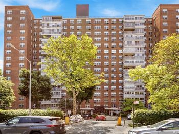 43-10 Kissena Boulevard