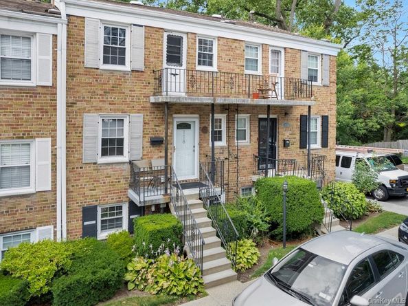 118 Texas Avenue 118, Bronxville NY 10708
