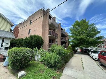 4304 158th Street