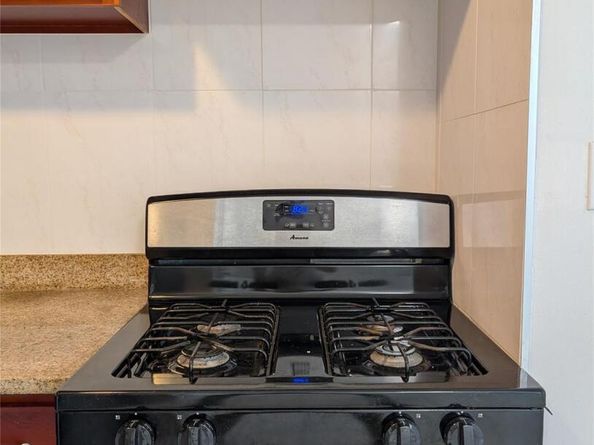 4304 158th Street L4, Flushing NY 11358
