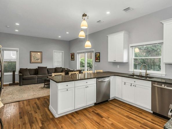 7 Bogart Avenue, Port Washington NY 11050