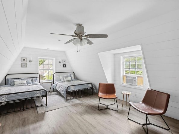 11 Prospect Boulevard, East Hampton NY 11937
