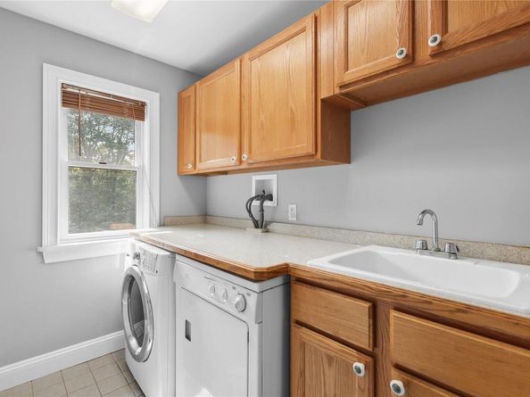 11 Prospect Boulevard, East Hampton NY 11937