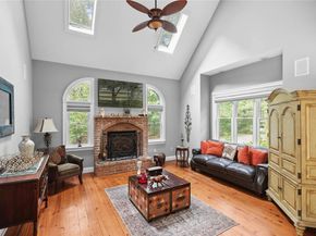 11 Prospect Boulevard, East Hampton NY 11937