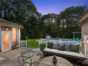 11 Prospect Boulevard, East Hampton NY 11937