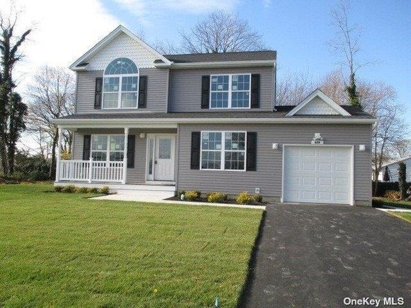 427 Macdonald Avenue, Bellport NY 11713