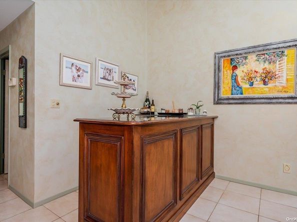 1233 Beech Street 35, Atlantic Beach NY 11509